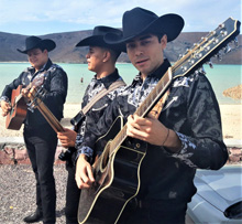 Los Tros Amigos