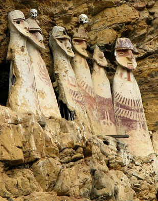 Chachapoyas Statues